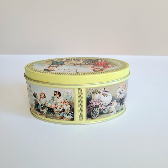 Easter Greetings oval tin box. - Picture 3 of 5